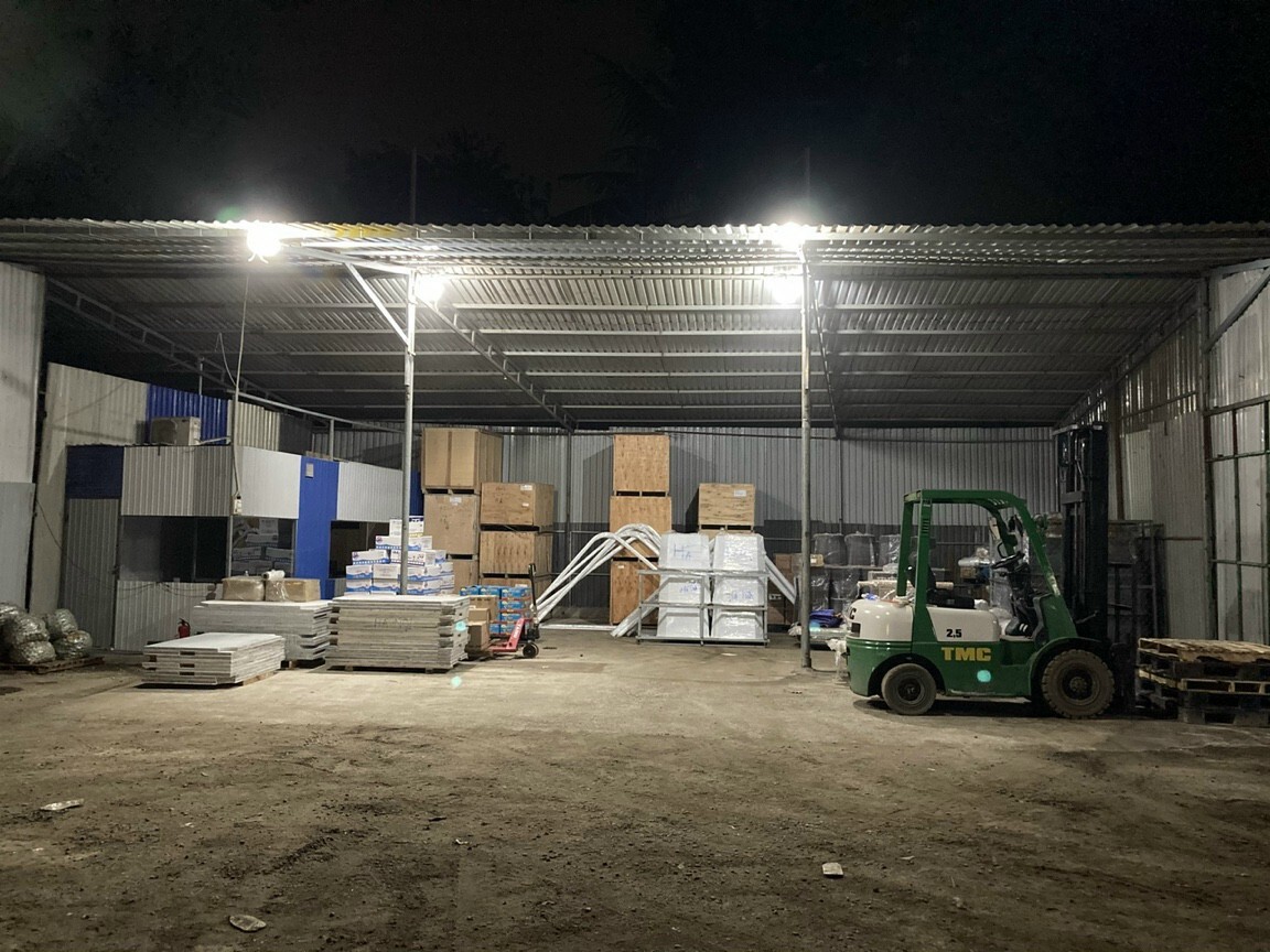Xe Cẩu Hàng Quận 7 – Dịch Vụ Nhanh, Giá Hợp Lý