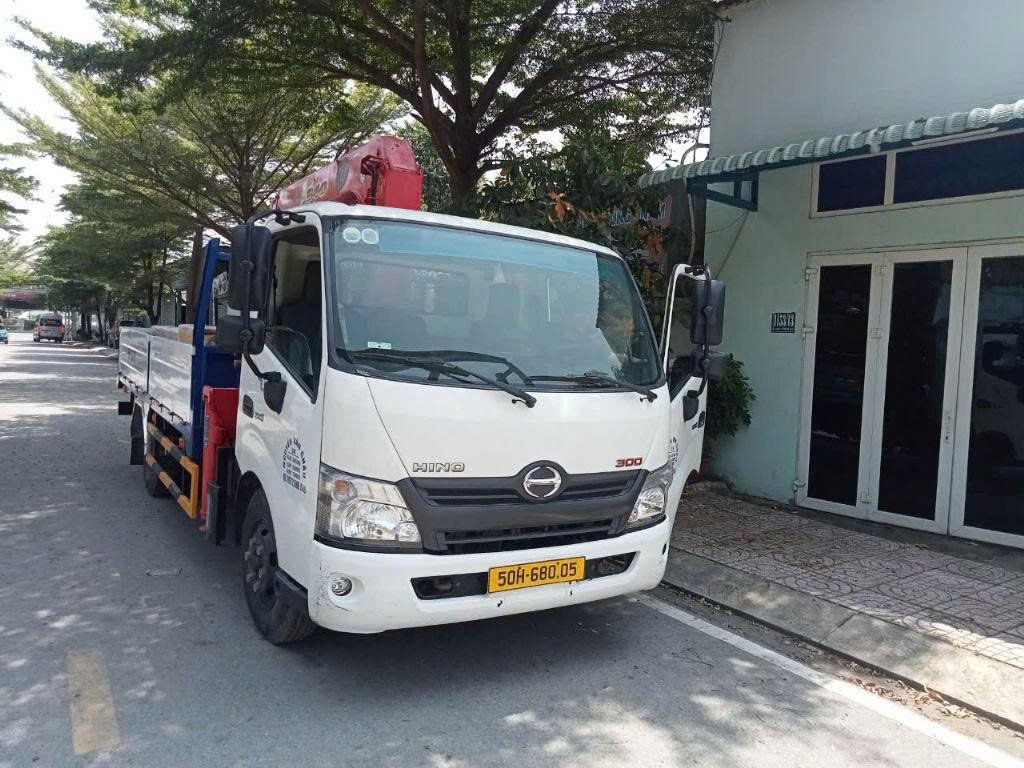 Xe Cẩu Quận 5 TPHCM – Nhận Cẩu Hàng Khối Lượng Lớn