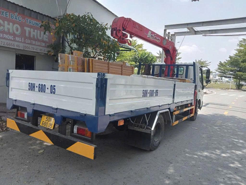 Xe Cẩu Máy Cơ Khí – Hỗ Trợ Nhà Xưởng
