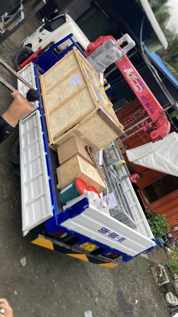 Dịch Vụ Cẩu Máy Công Nghiệp Quận 4 – Nhanh Gọn