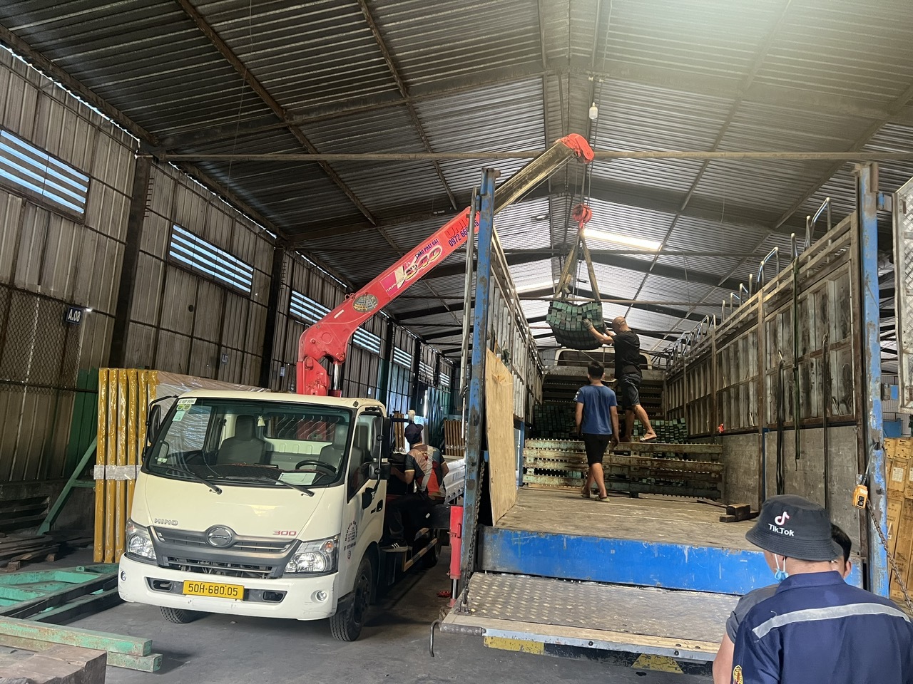 Xe Cẩu Tiện Lợi – Nâng Gì Cũng Được