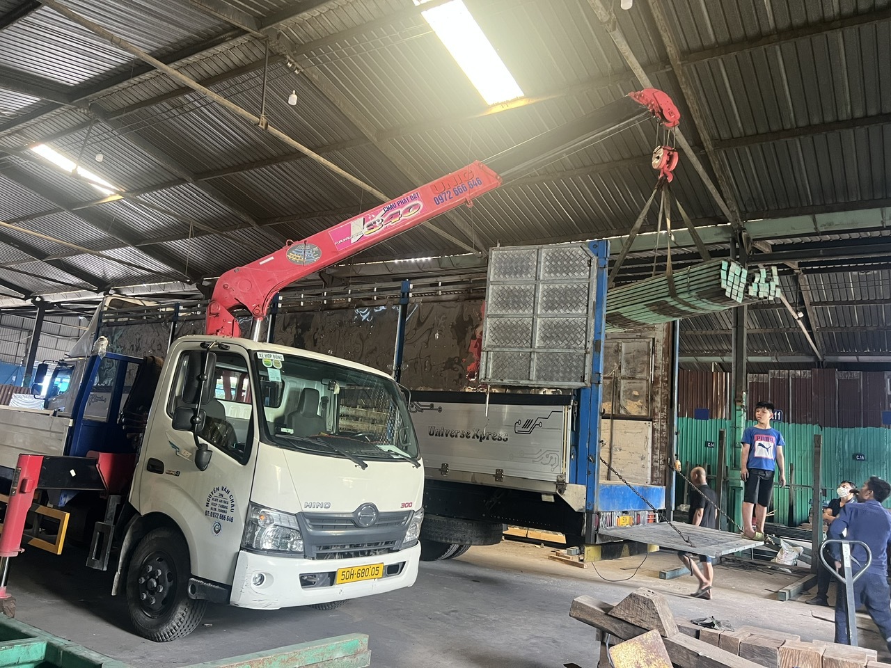 Xe Cẩu Máy Đào Mini Quận 4